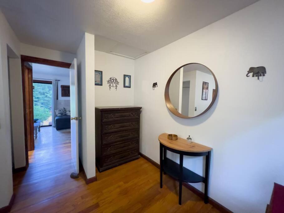 Little House In The Redwoods With A Hot Tub! Apartment Garberville Exterior photo